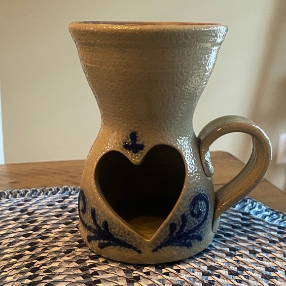 Vintage Handcrafted Ceramic Heart Wax Burner- Blue and Tan - Picture 1 of 4